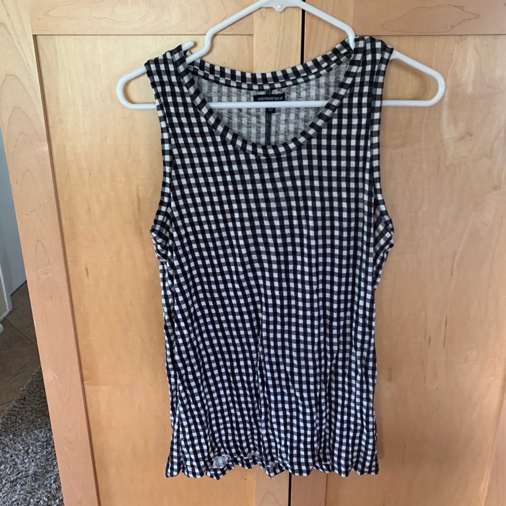 Black and white checkered stretchy tank top